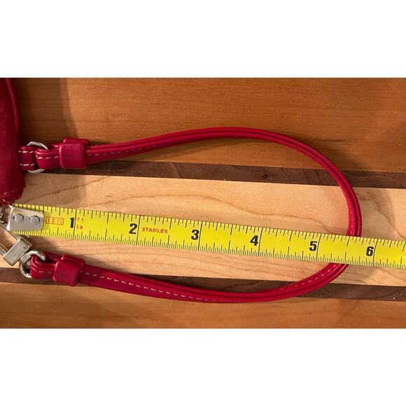 Express  Red wristlet - Picture 7 of 7